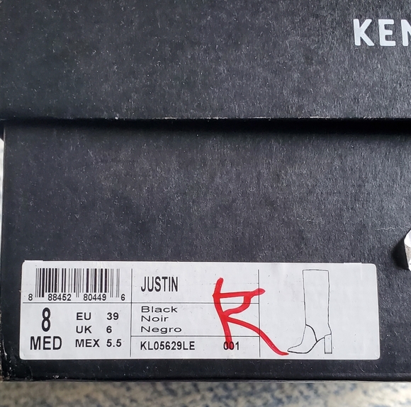 Kenneth Cole Tall Black Boot Size 8 - Picture 13 of 13